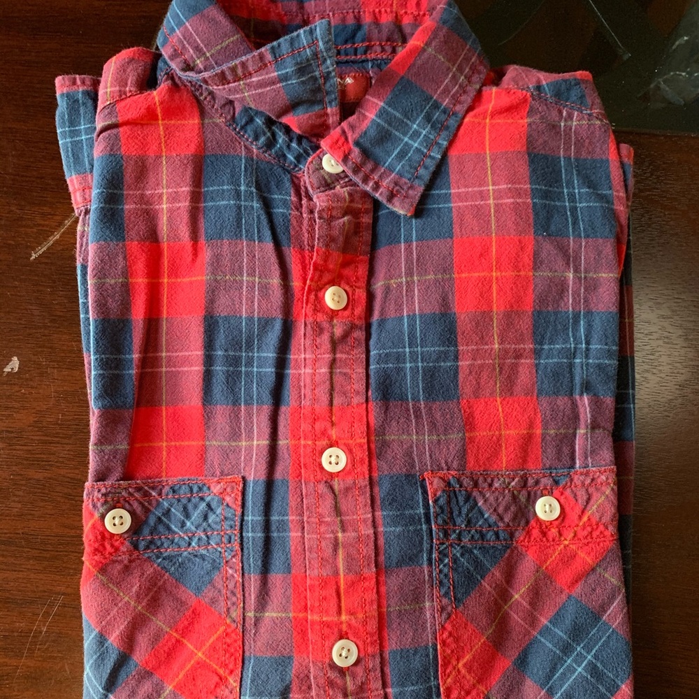 Long sleeve shirt